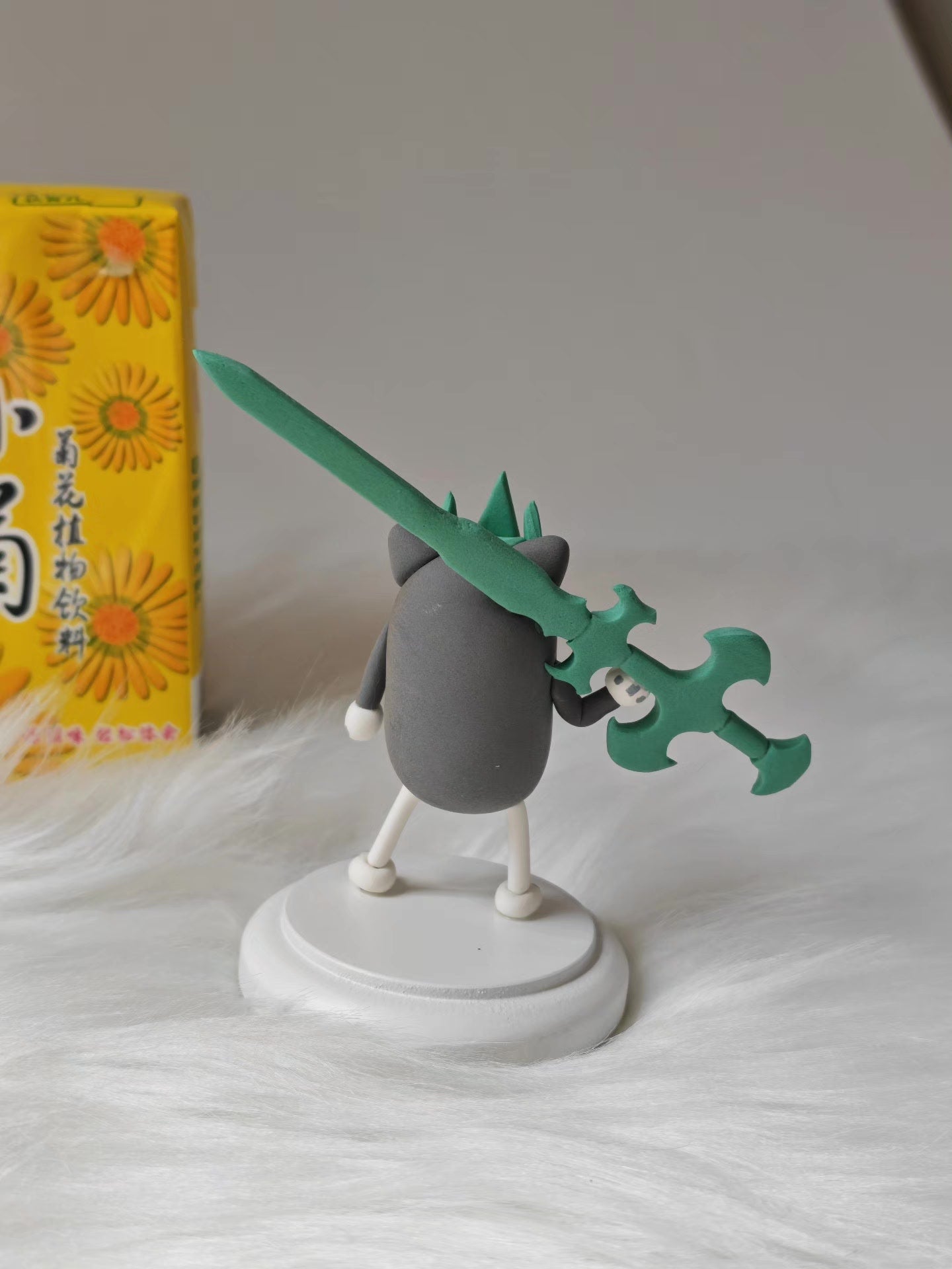 12cm Chibi Anime Figurine with Green Sword and Trident