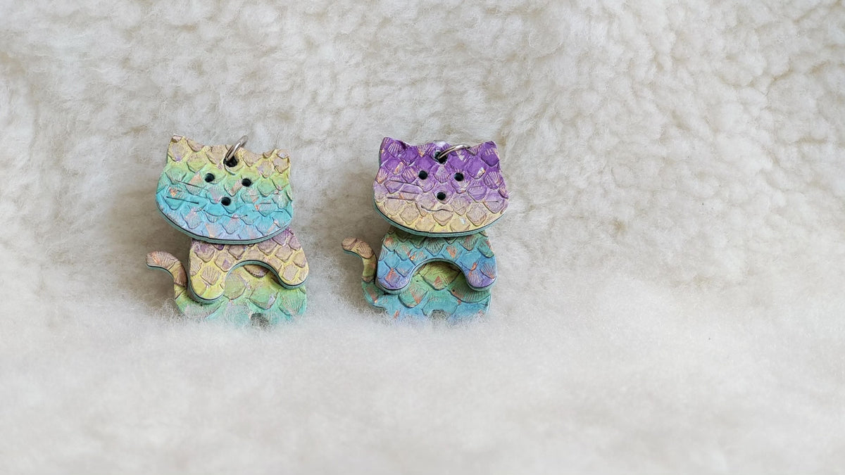 Iridescent Dragon Scale Cat Leather Keychain