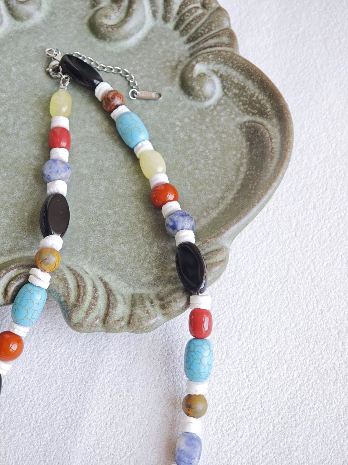 Collar de cuentas artesanal ágato rojo sur