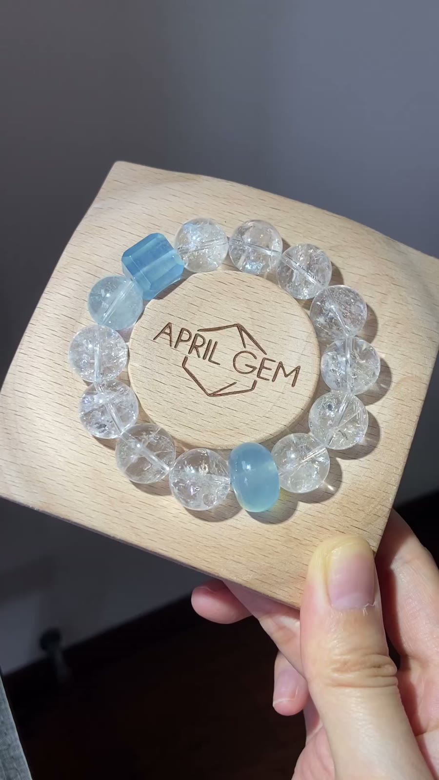 Aquamarine Quartz Beaded Bracelet 14mm