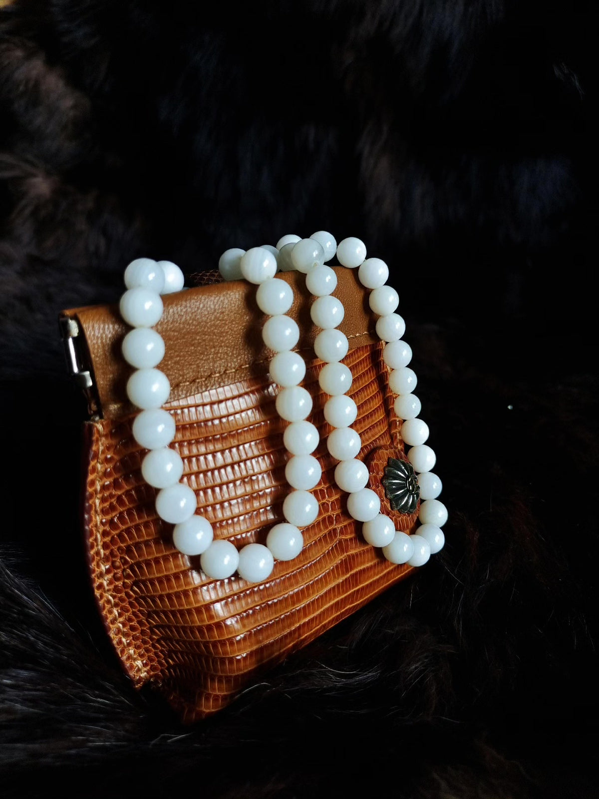 Pochette à monnaie en cuir jaune brun artisanale