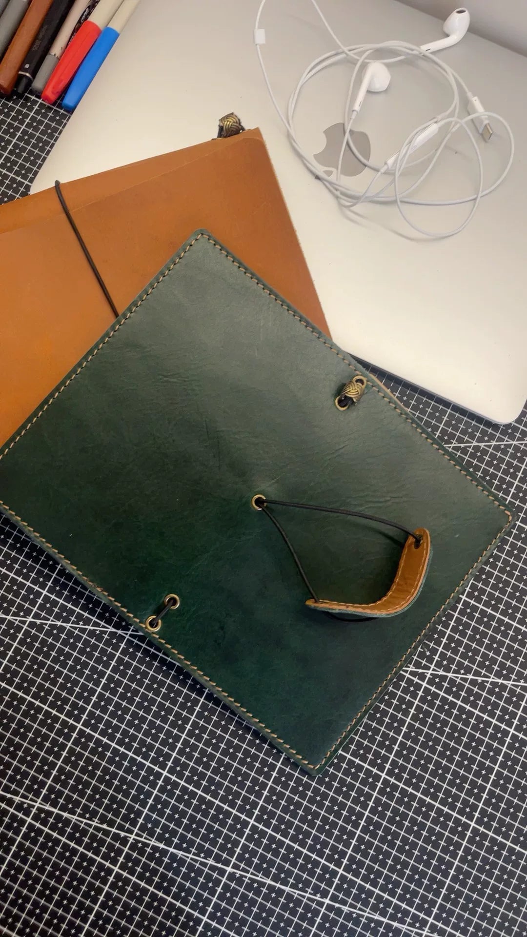 Funda para libreta Traveler's Notebook de cuero natural