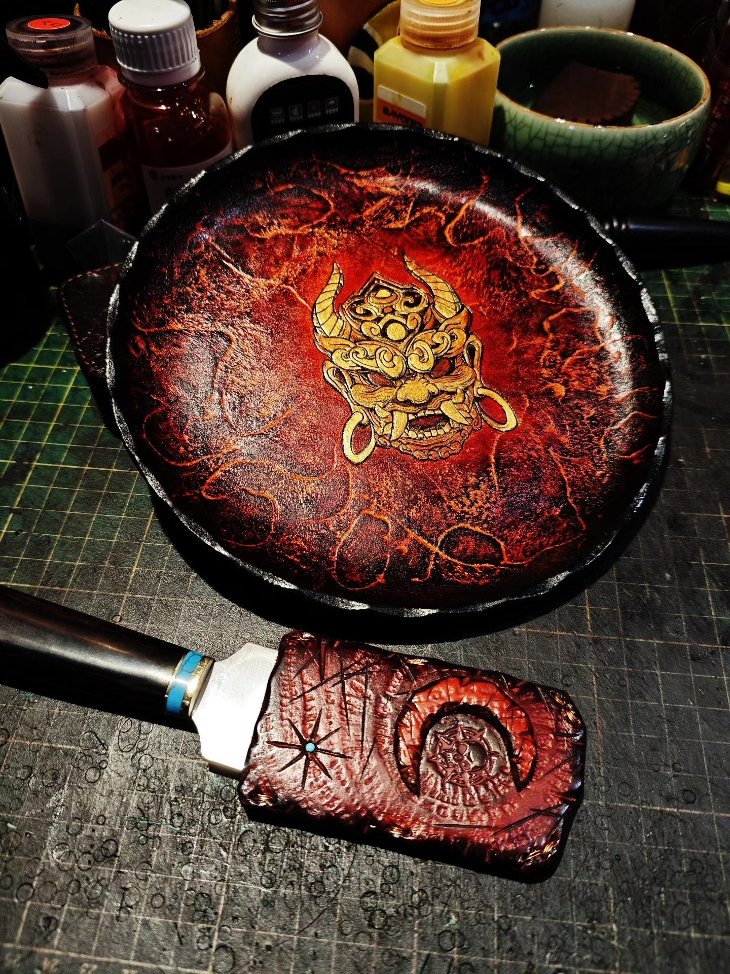 18cm Circular Leather Tray with Hand-Painted Mythical Mask and Flame Pattern