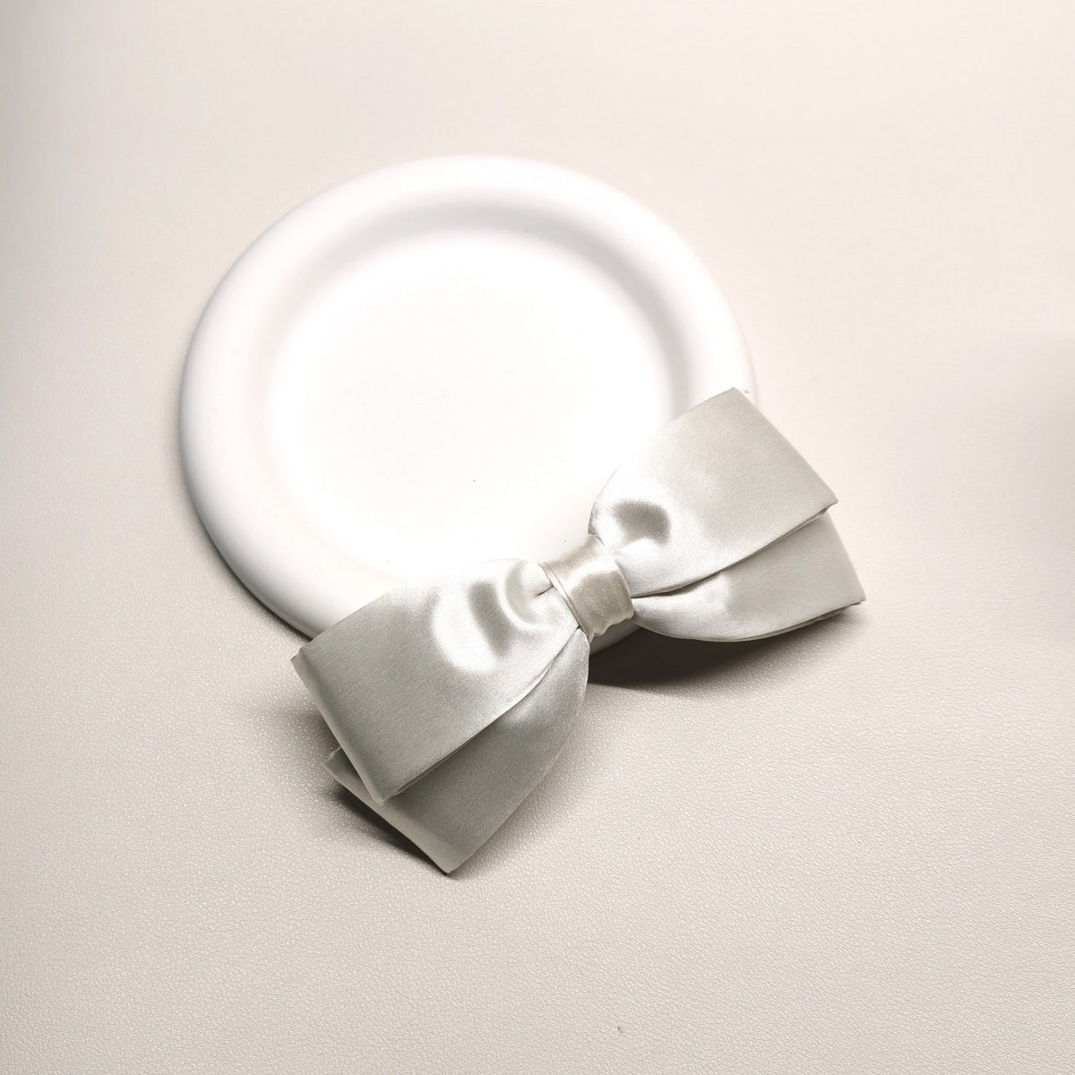 Pure Silk Pearl White Bow Hair Clip
