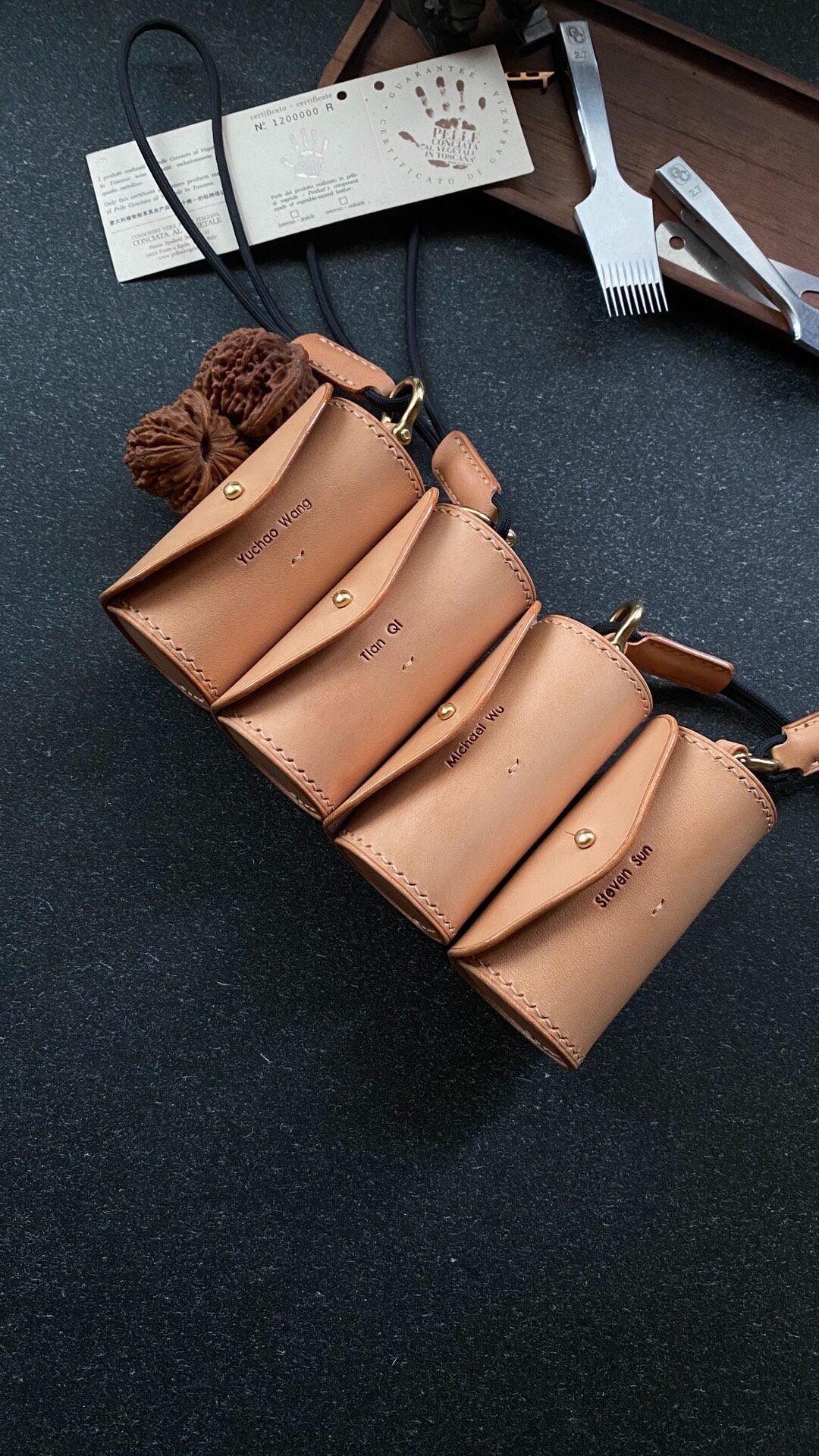 Vegetable Tanned Leather Walnut Storage Cylinder Case