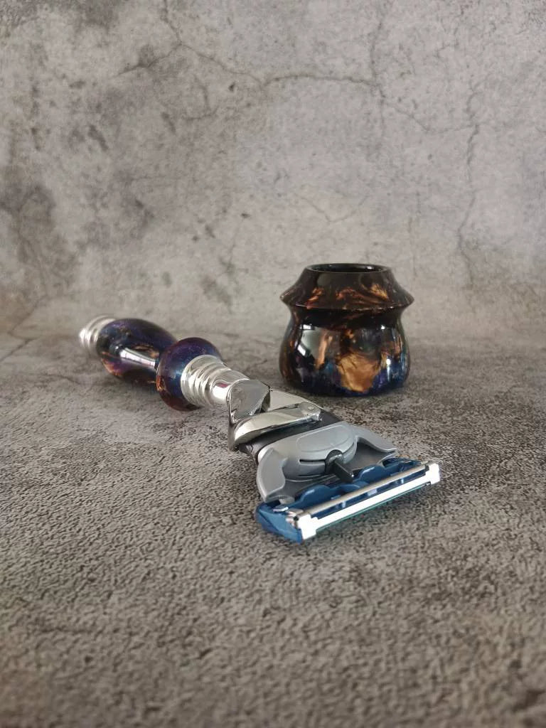 Manual Razor with Marbled Resin Handle