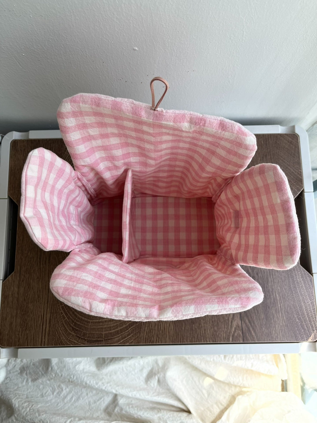 Housse pour appareil photo matelassée rose faite main