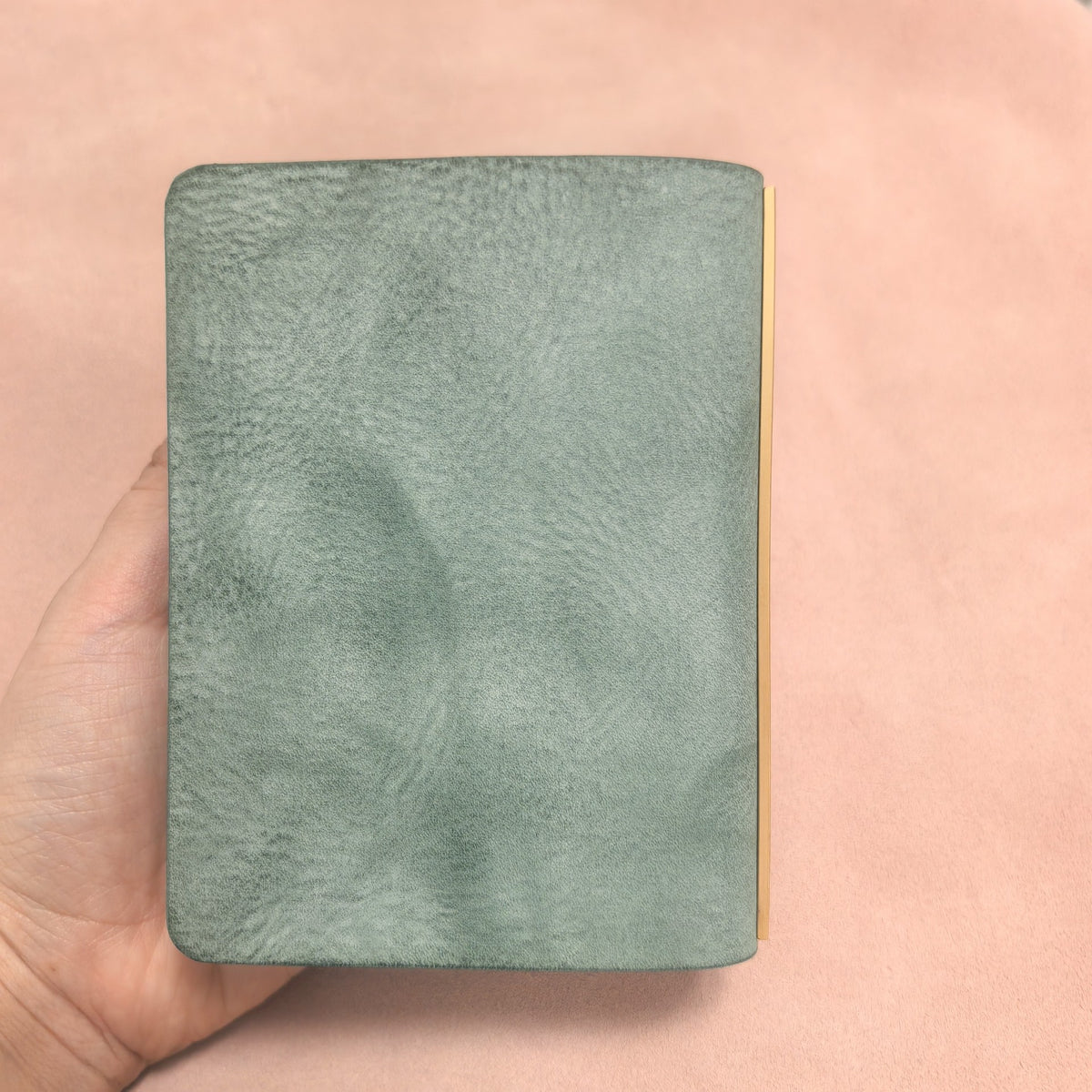 Plotter M5 Loose Leaf Binder Italian Waxed Leather