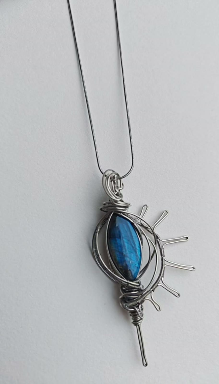Labradoriet Wire Wrapped Hanger Ketting