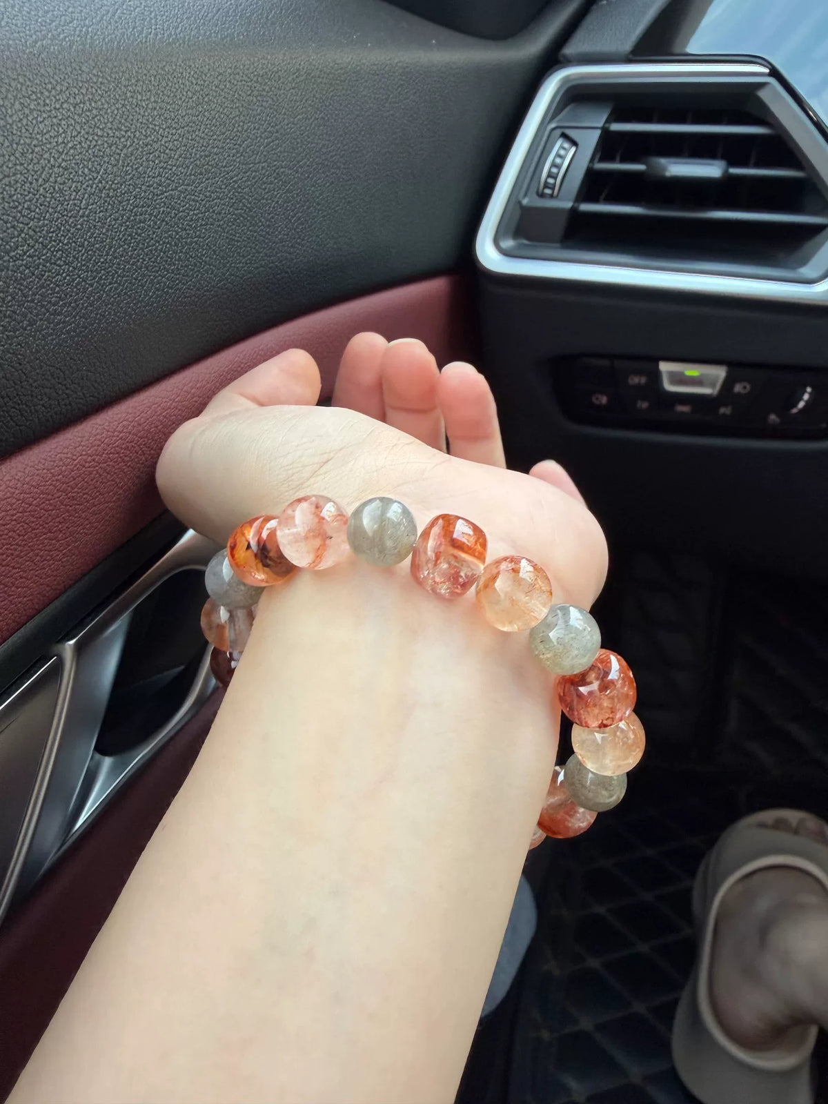 Bracelete de Contas de Quartzo Flor Gel e Pedra da Lua Natural