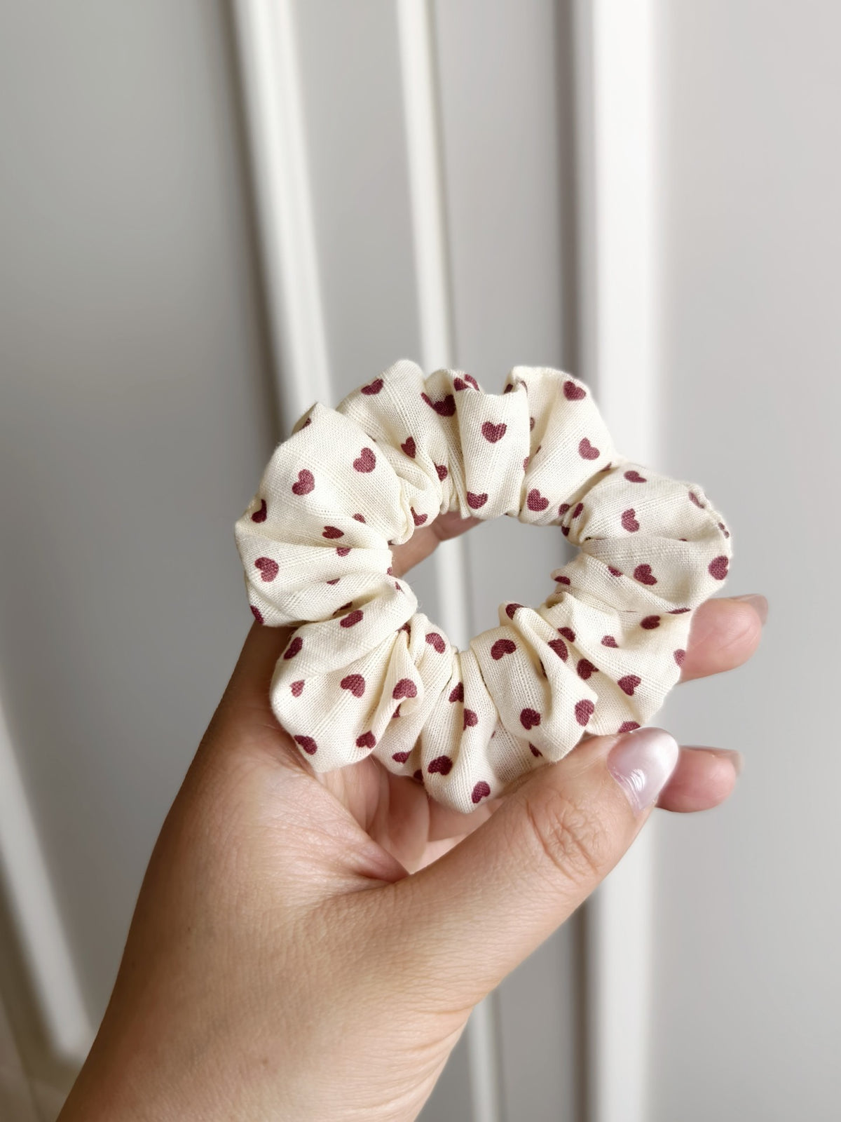 Set de coleteros a juego con estampado de corazones