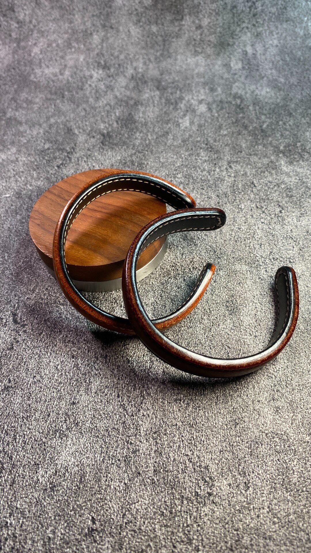 Vintage Leather Cuff Bracelet Vegetable Tanned