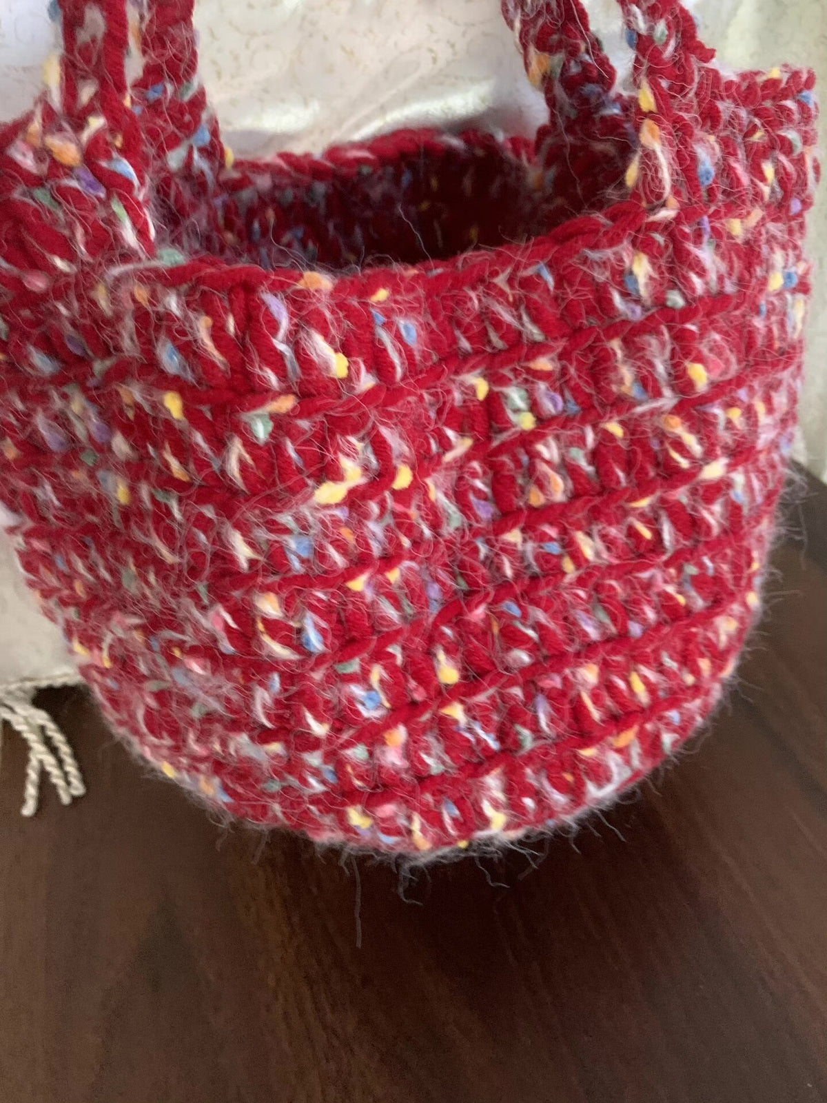 Saco de Mão em Croché Artesanal Vermelho Salpicado