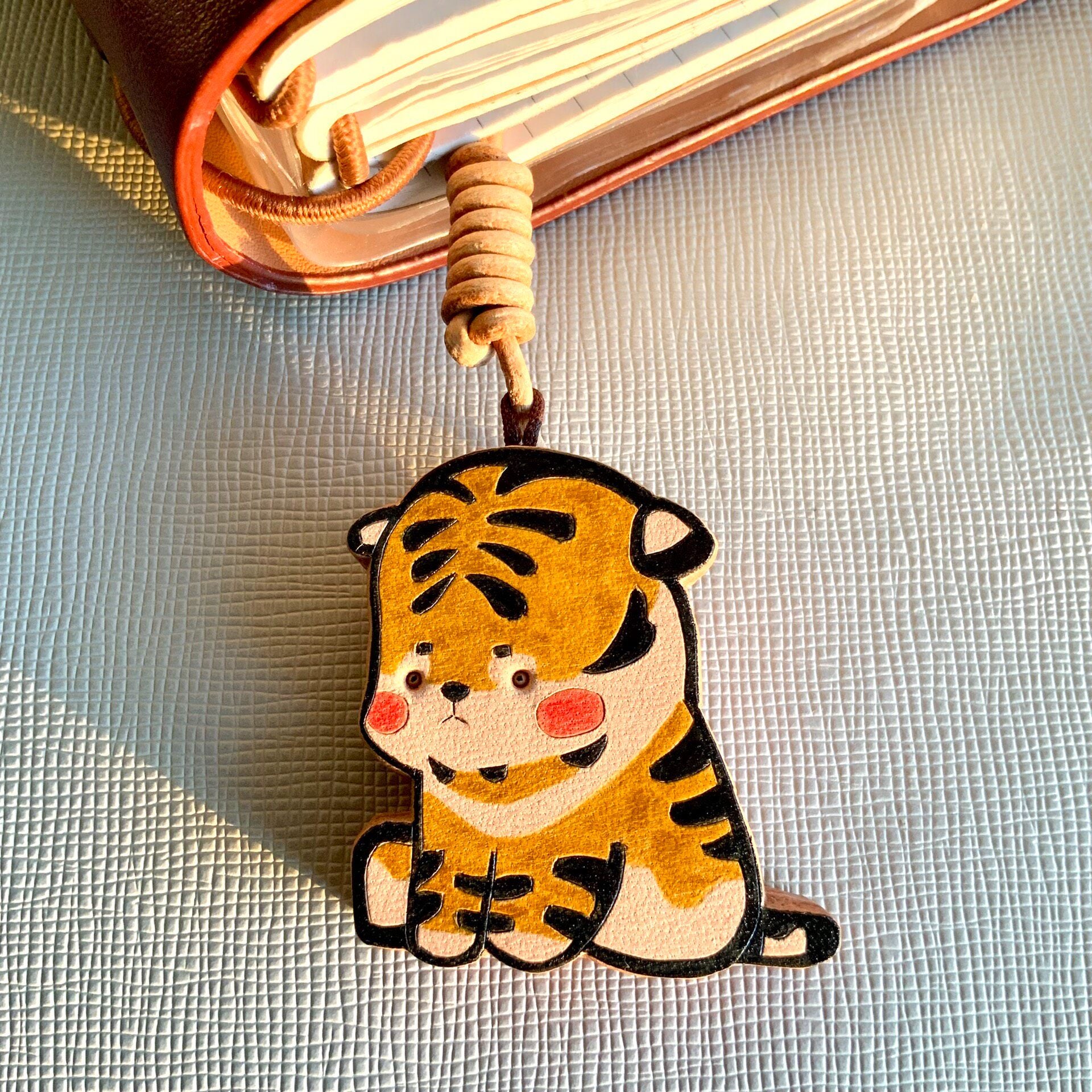 Hand-Painted Leather Tiger Charms for Journal Bag Key Phone
