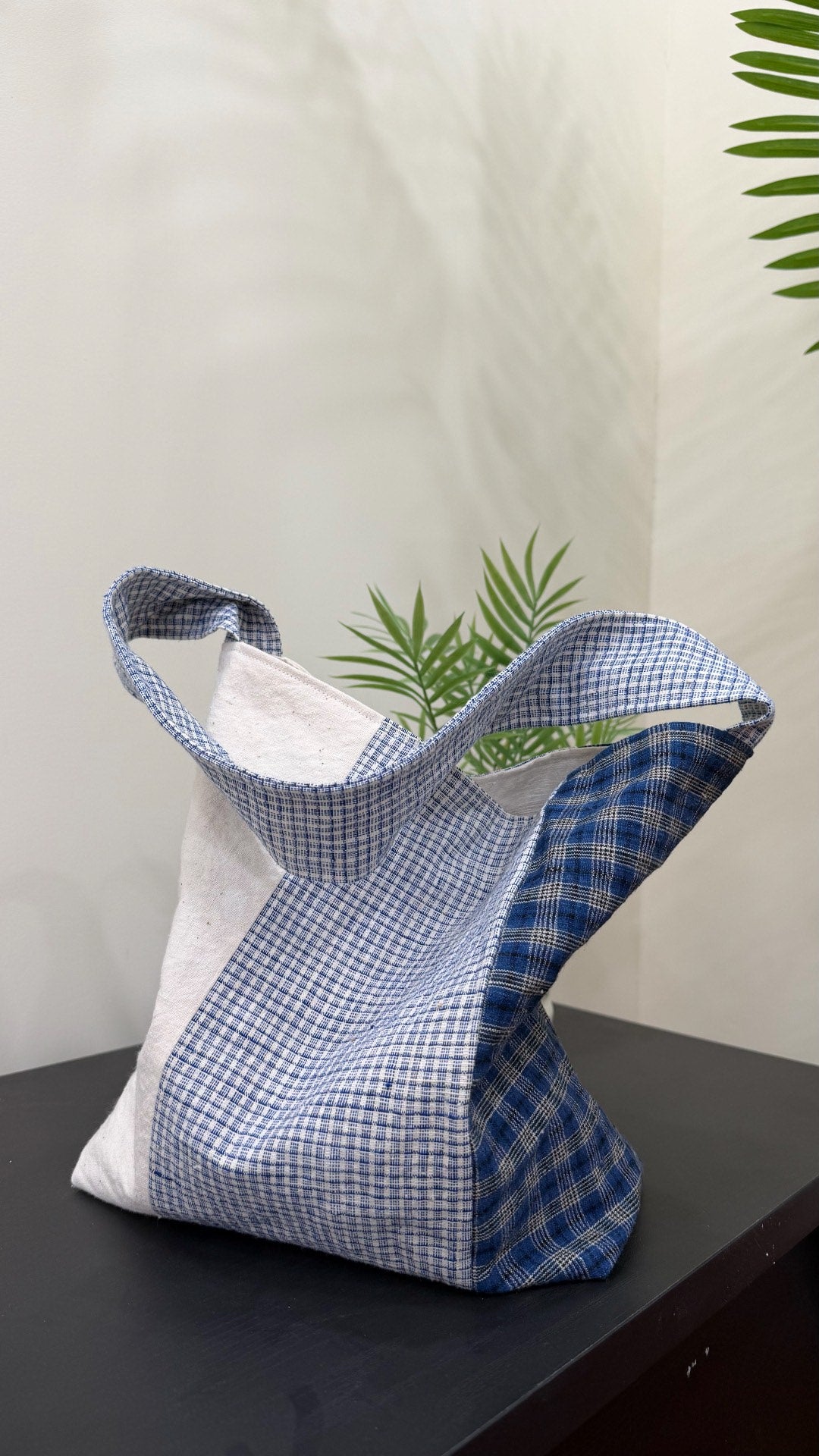 Saco de Ombro em Patchwork de Algodão Tecido à Mão