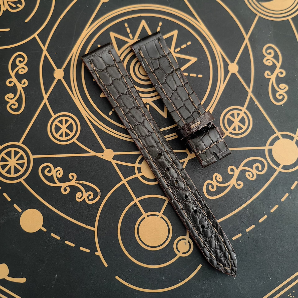 Genuine Leather Crocodile Pattern Watch Strap