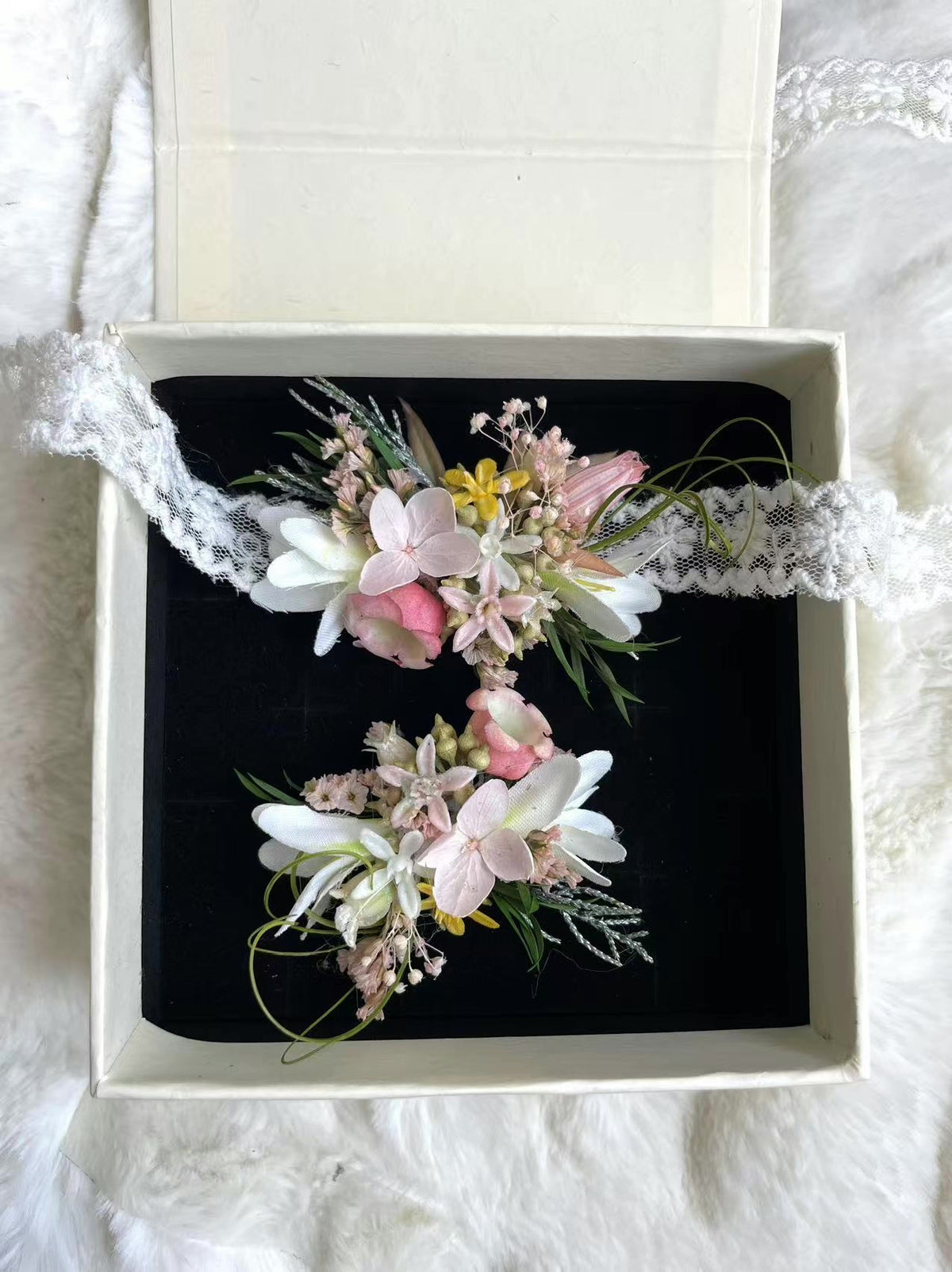 Rosa konservierte Blumen: Handarmband und Ringset