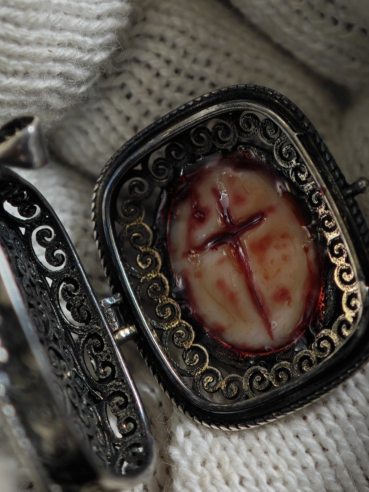 Cthulhu Multi-Pupil Eyeball Pendant Resin