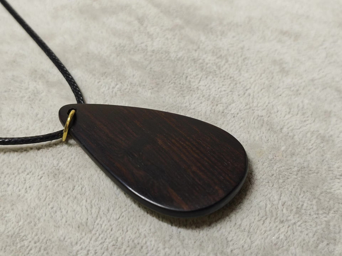 Black Sandalwood Labradorite Water Fire Pendant