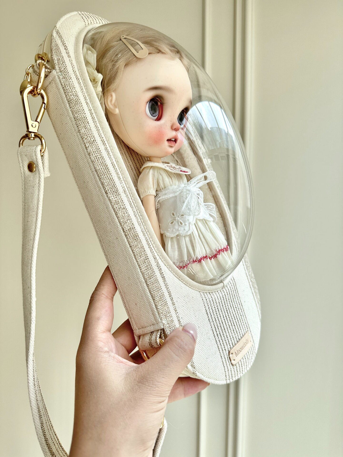 Blythe Doll Carrying Case with Transparent Window
