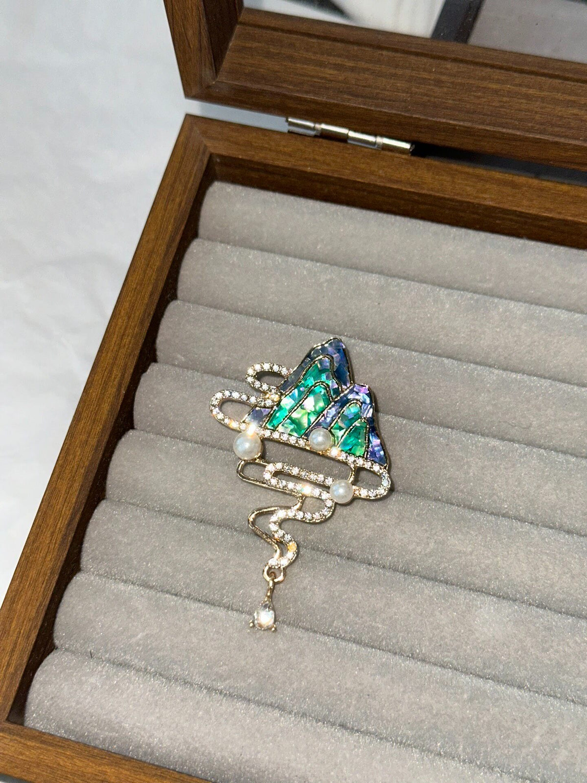 Mountain Landscape Shell Brooch with Pearls