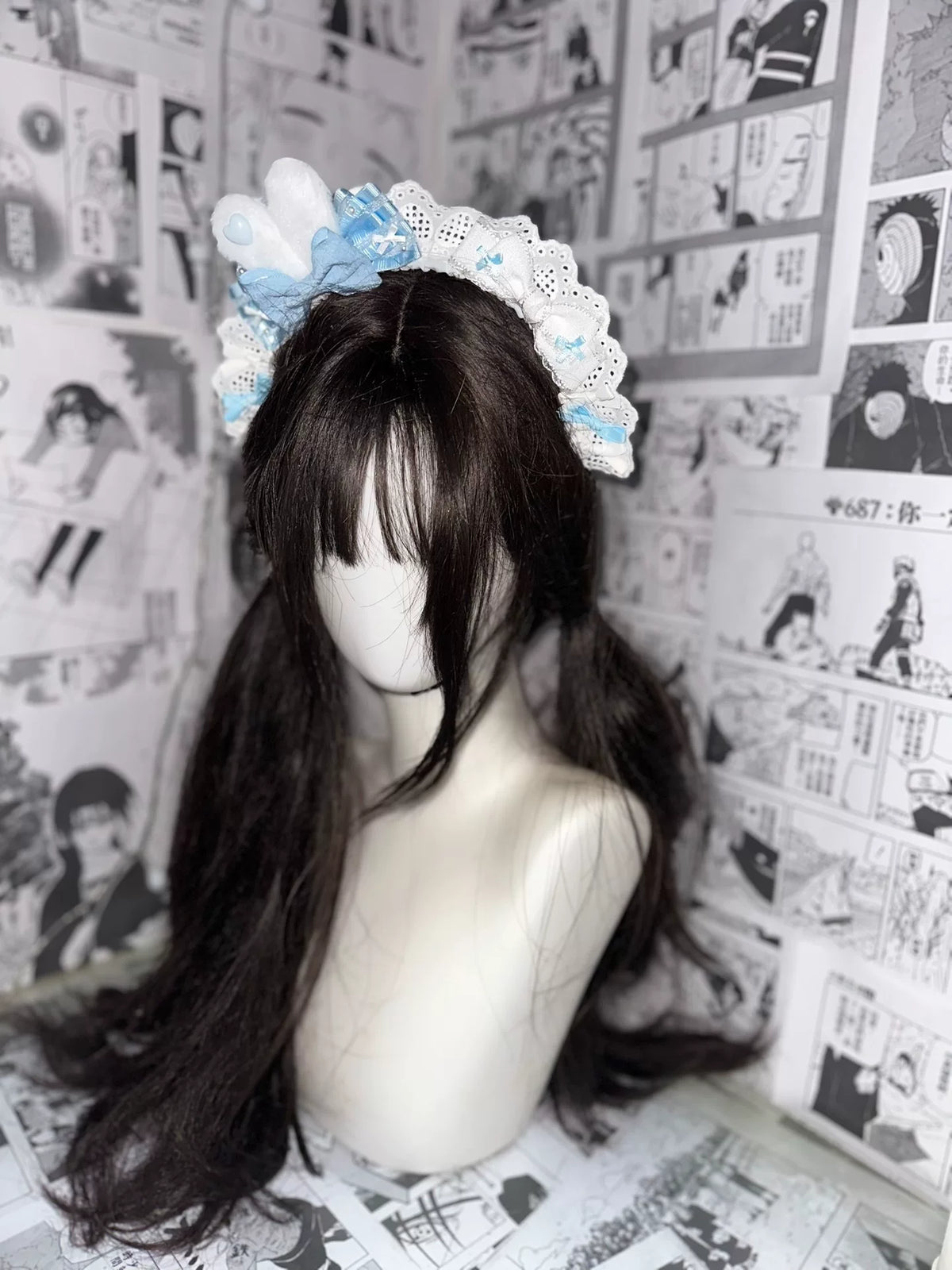 Bandeau lapin en dentelle blanche avec nœuds bleus