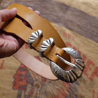 American Retro Carved Four-Piece Belt Set with Silver-Plated Copper Hardware and Tapered Leather Strap