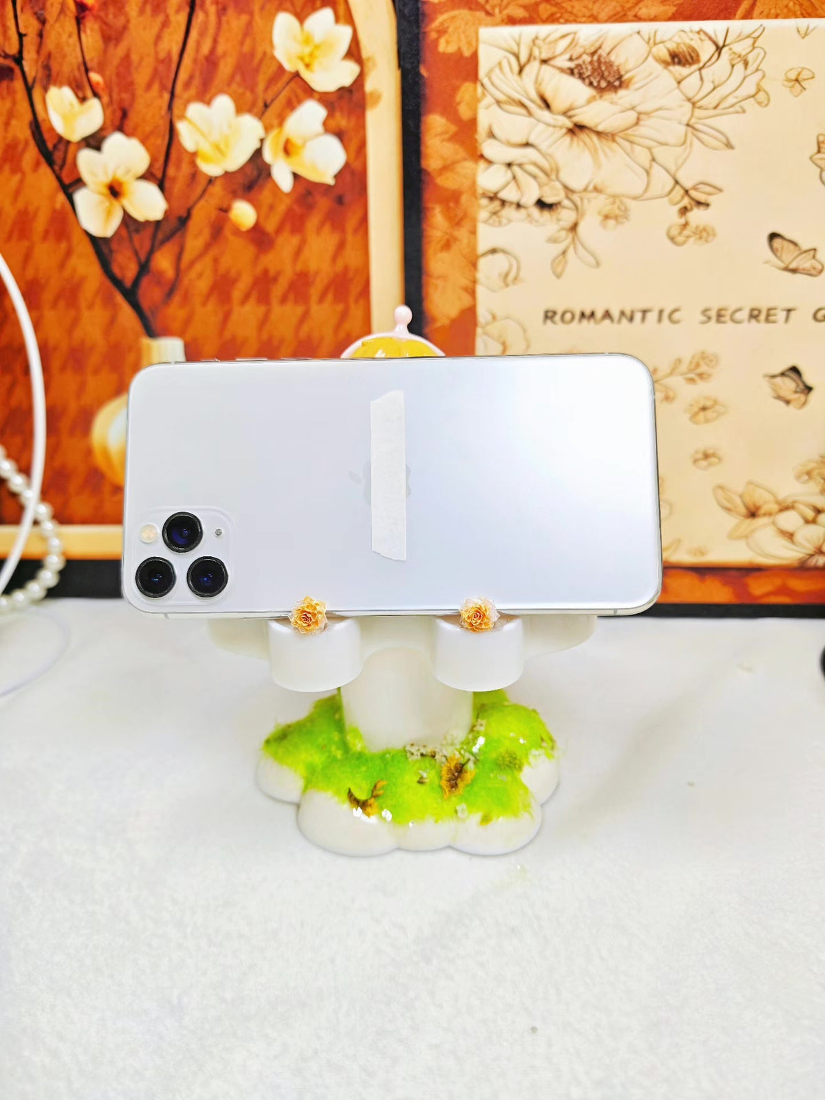 Cloud Hars Diorama Telefoonstand