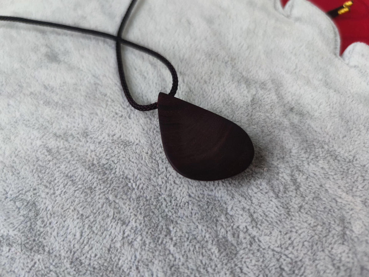Old Red Sandalwood Amber Teardrop Pendant