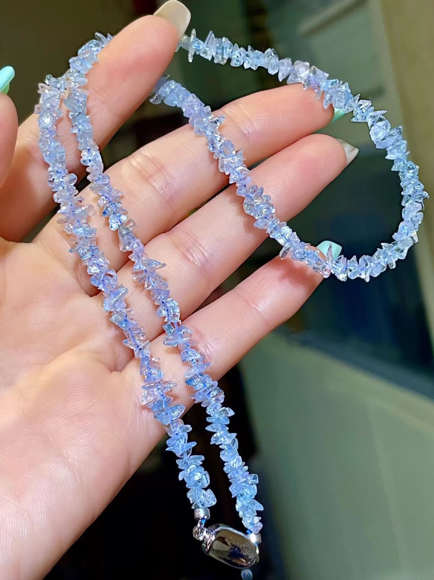 Aquamarine Chip Necklace, 44.5 cm, Silver Clasp