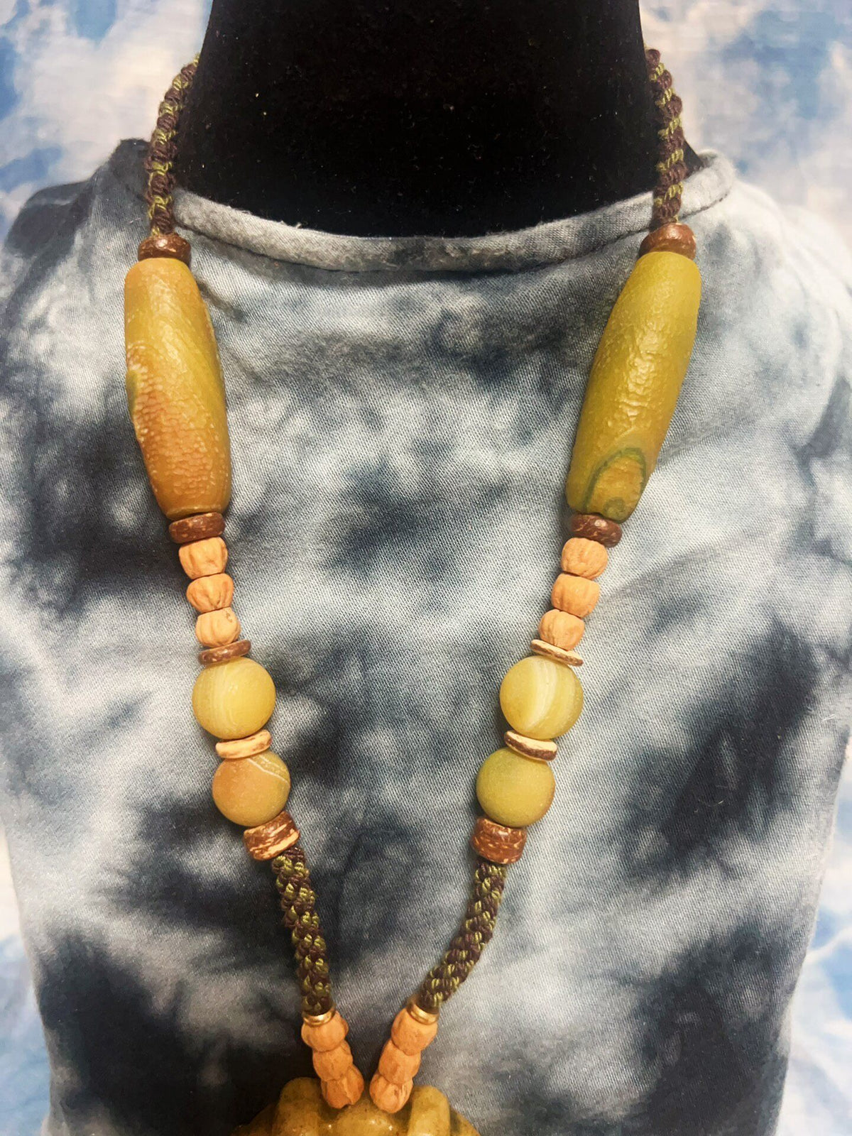 Handcrafted Old Jade Cicada Necklace with Liuli Beads