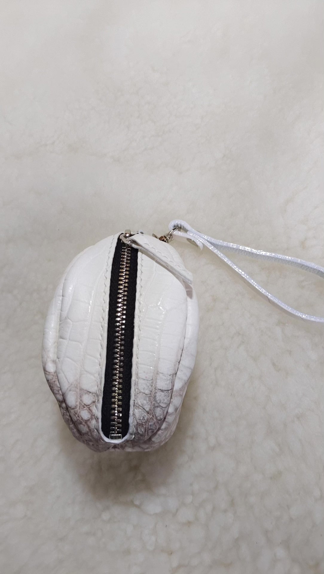 998288742079 - Image 3