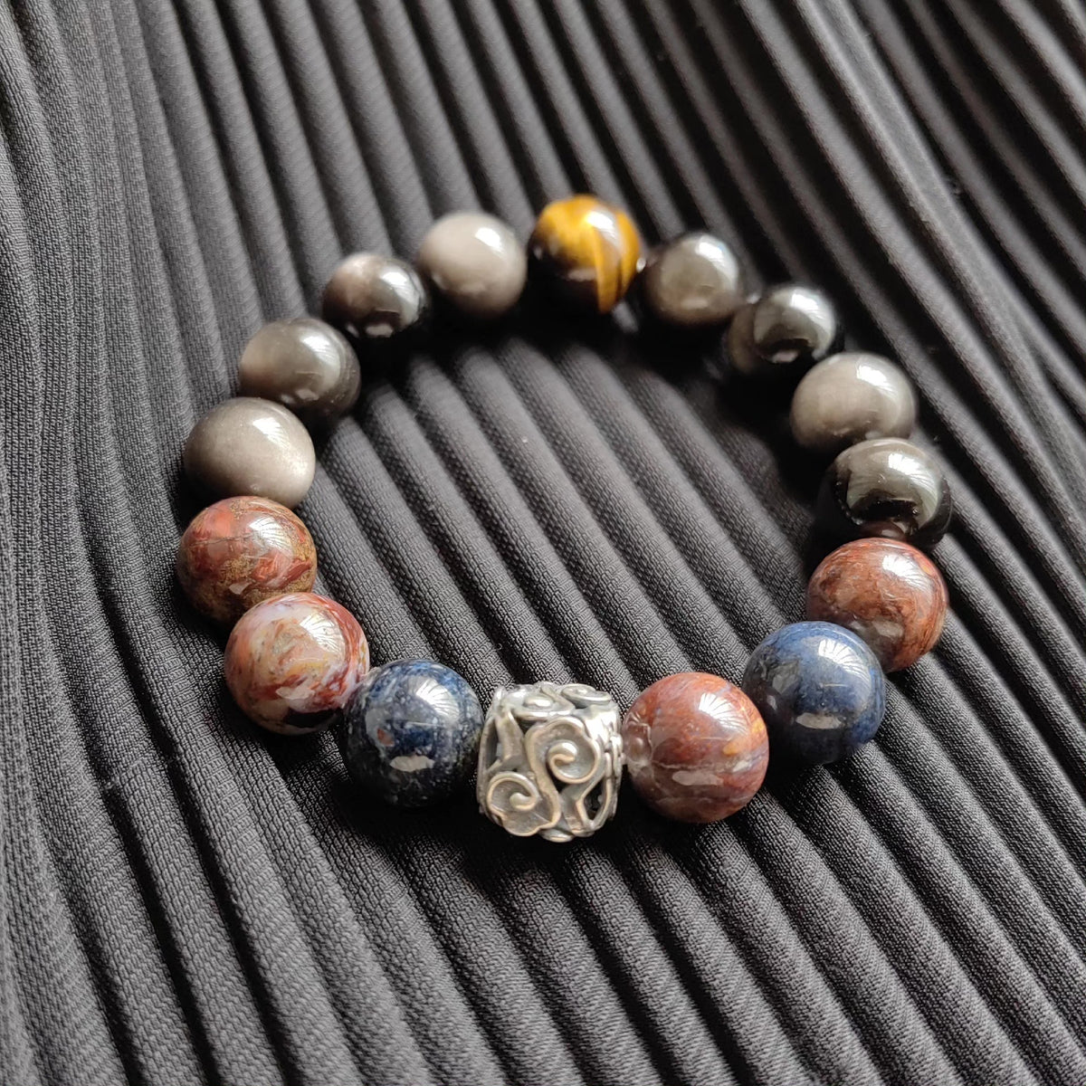Bracelet de perles piérite obsidienne œil de tigre
