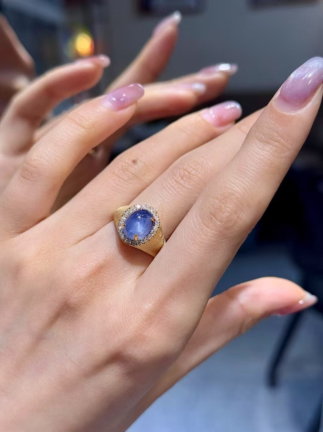 18k Gold Sapphire Star Cabochon Diamond Halo Ring
