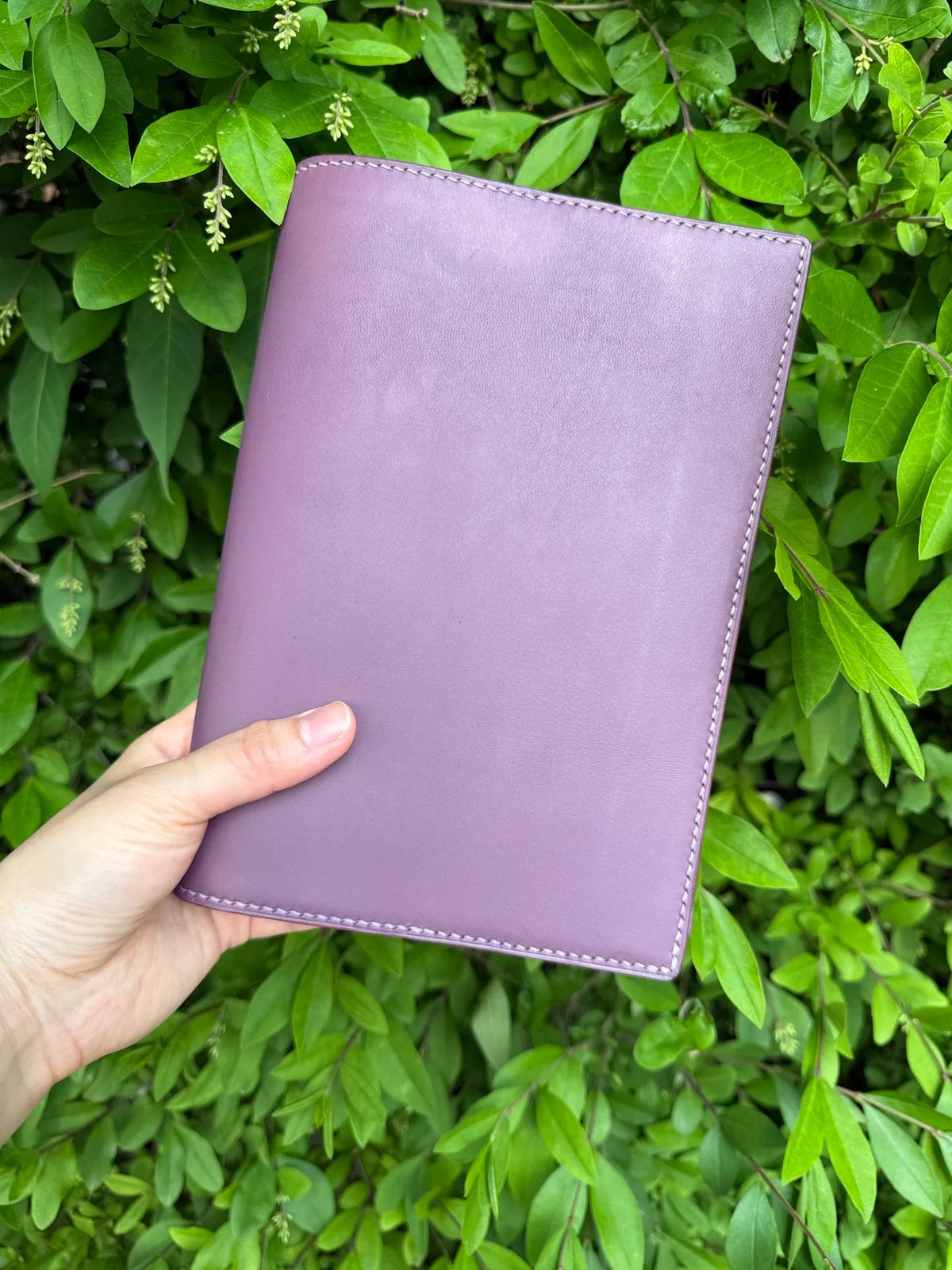 Copertina per quaderno A5 in pelle artigianale lavanda
