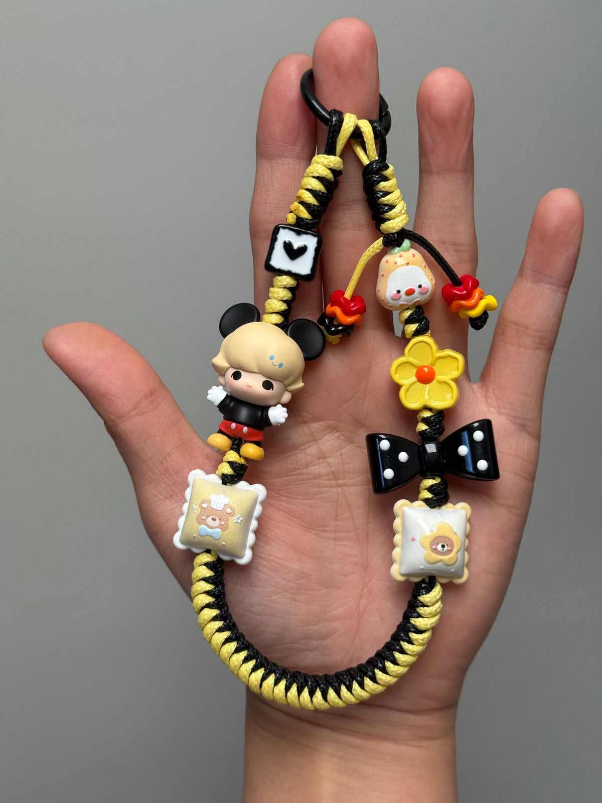 DIMOO ミッキー 編み込みコード スマホストラップ キーホルダー