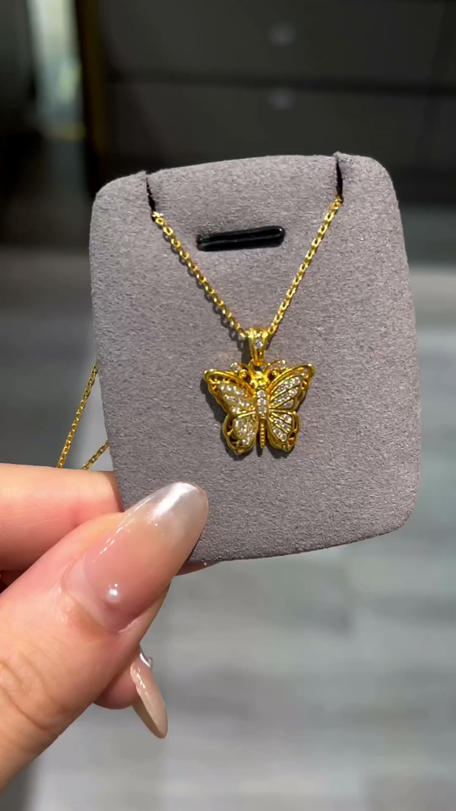 Collana farfalla traforata in argento S925 placcato oro