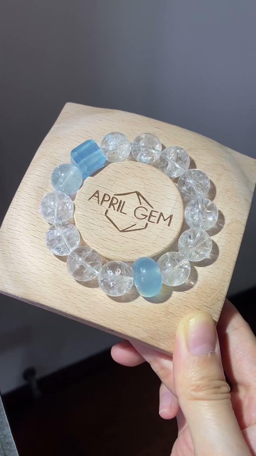 Aquamarine Quartz Beaded Bracelet 14mm