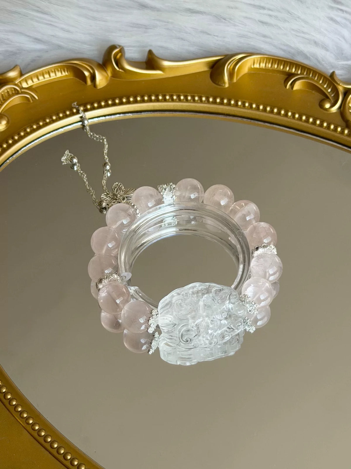 Pulsera de Cuarzo Rosa con Placa de Zorro Tallado