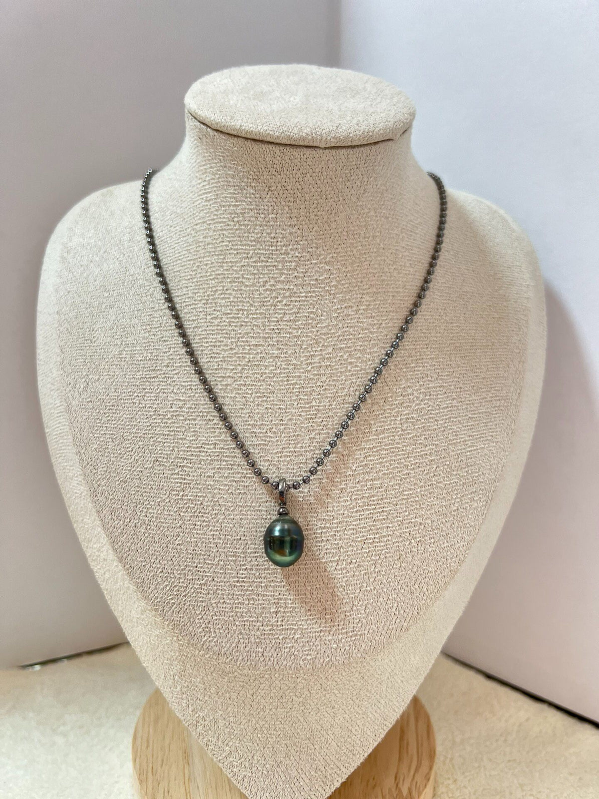 Tahitian Pearl Pendant Necklace 10mm