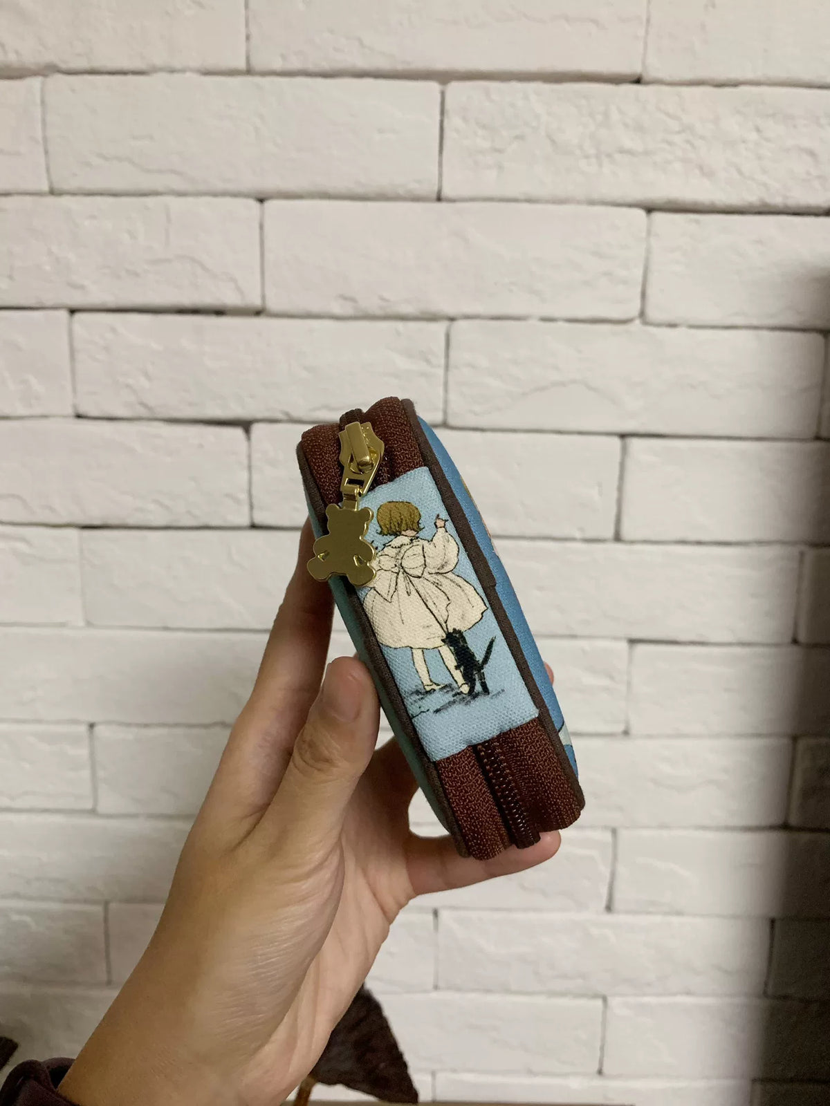 Portefeuille à fermeture tout autour en toile texturée