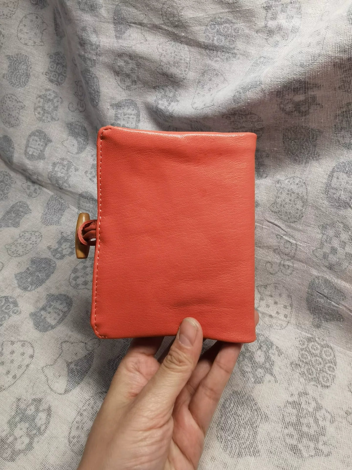 A7 planner cover van geitenleer grapefruit rood