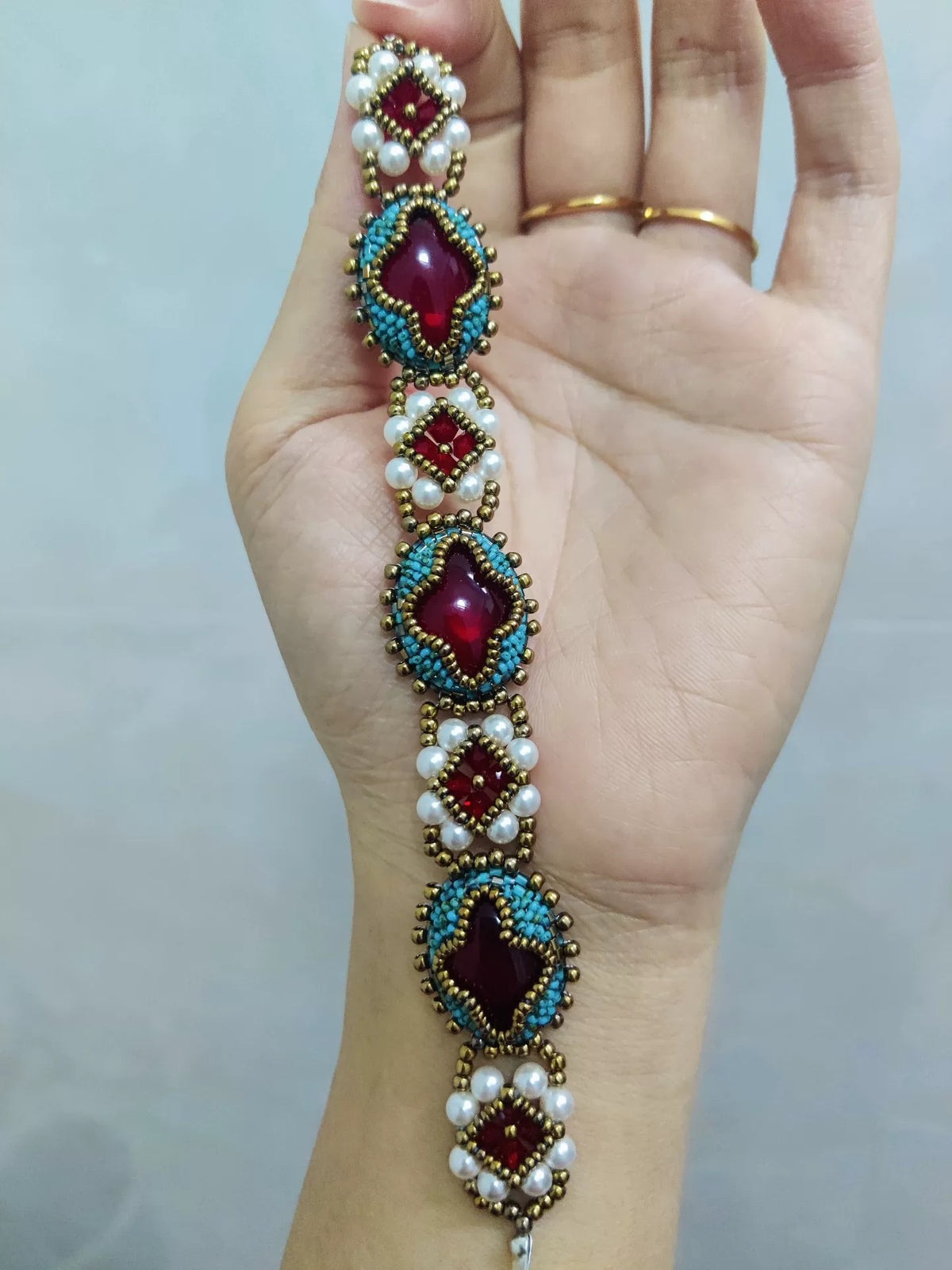 Pulseira de Cristal Vermelho Feita à Mão Victorian Phantom