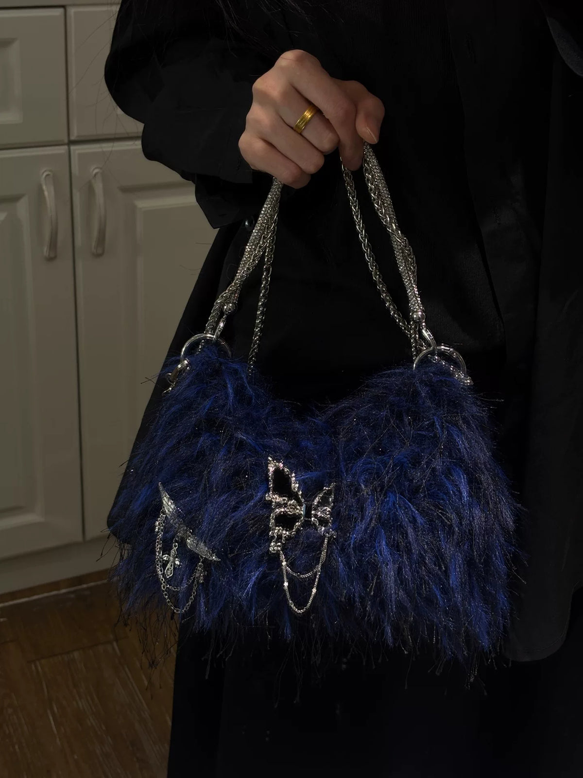 Mitternachtsblaue Häkeltasche
