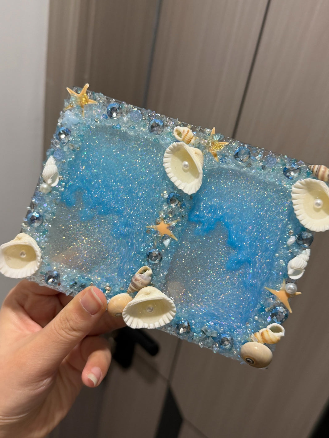 990383422062 - Image 1
