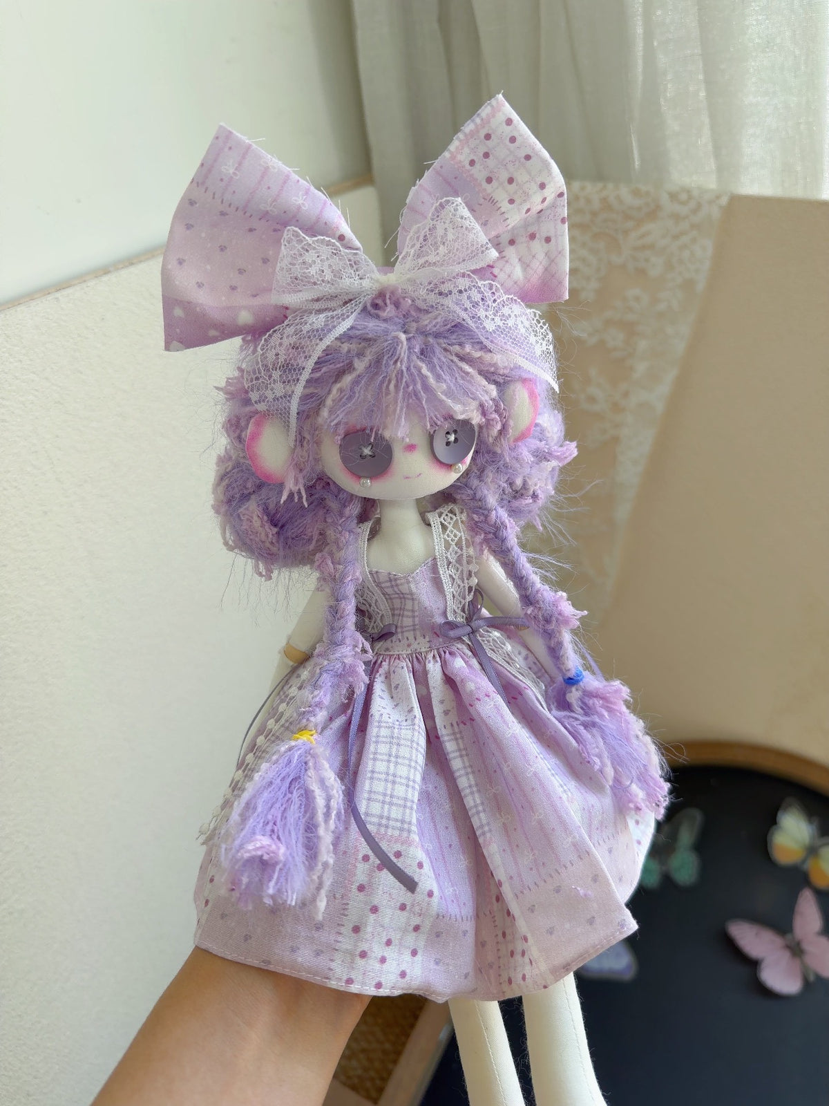 Boneca de Arte com Cabelo de Lã Lavanda Feita à Mão