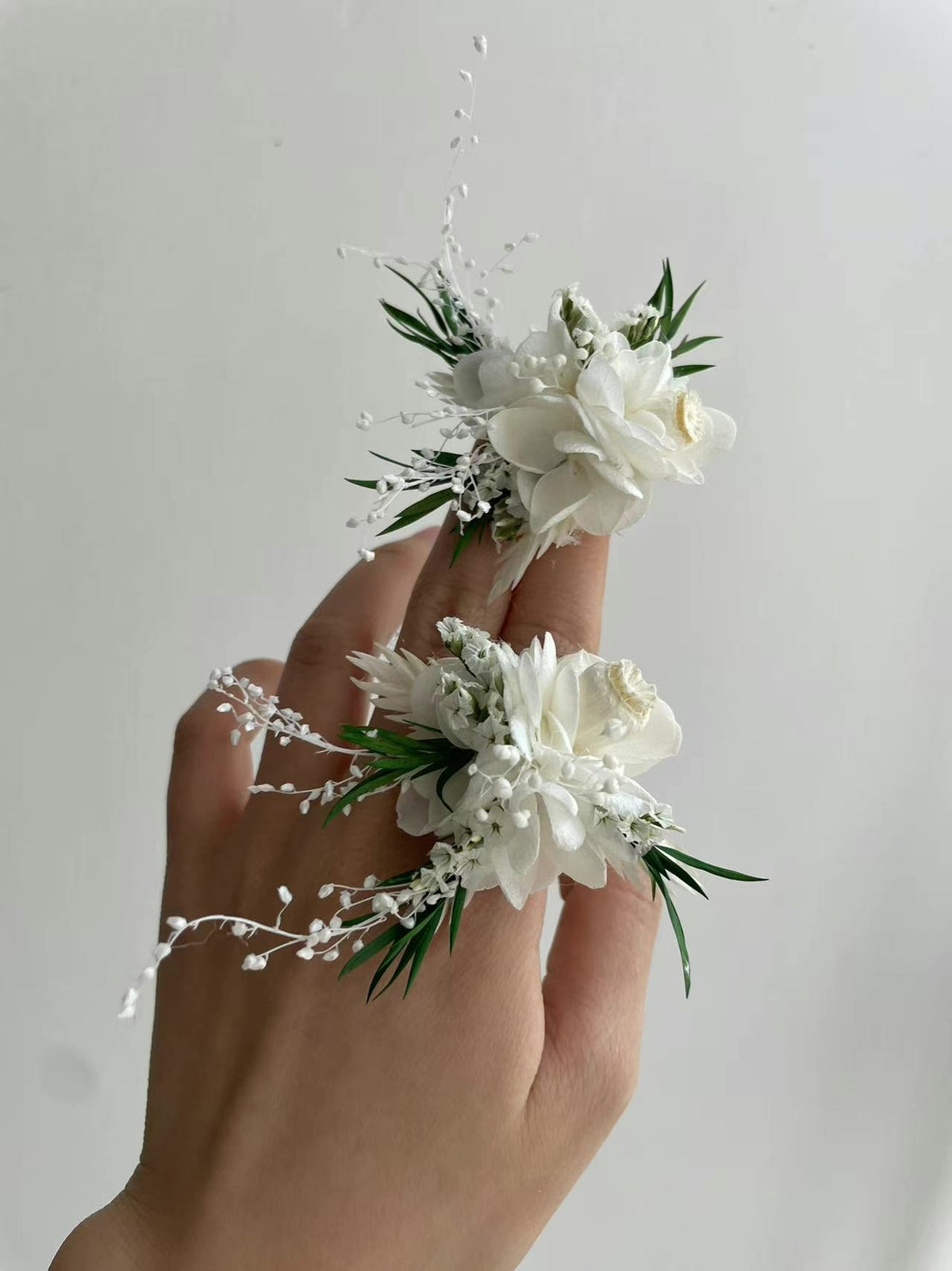 White Preserved Flower Wedding Rings