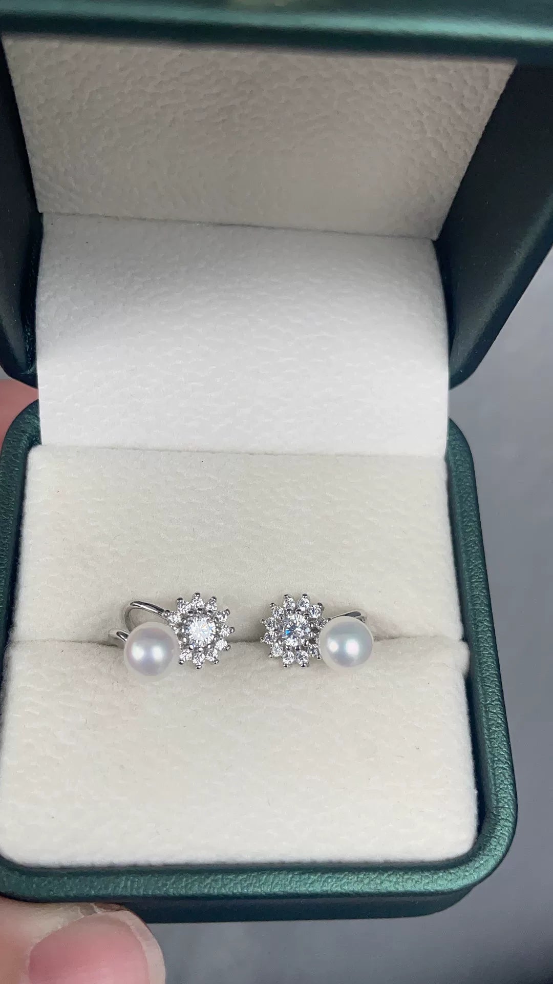6mm Freshwater Pearl and 925 Silver Stud Earrings
