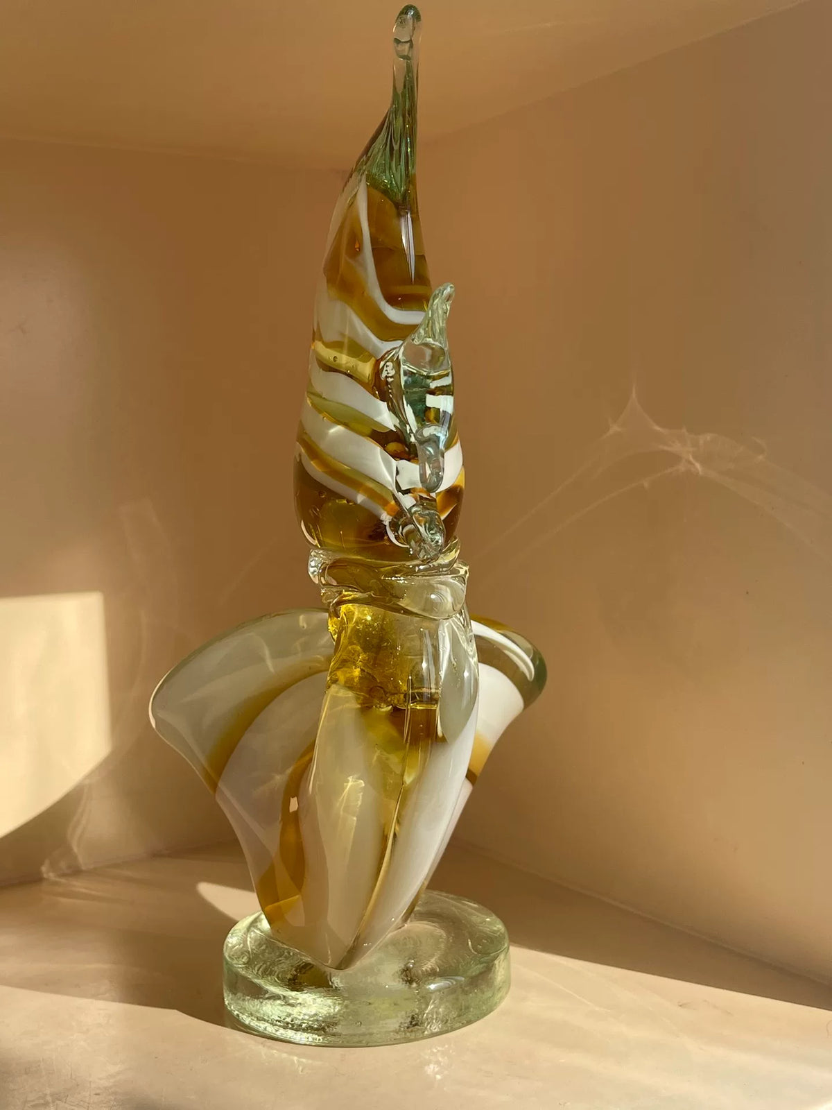 Cendrier en verre Poisson et Coquillage Ambre et Blanc