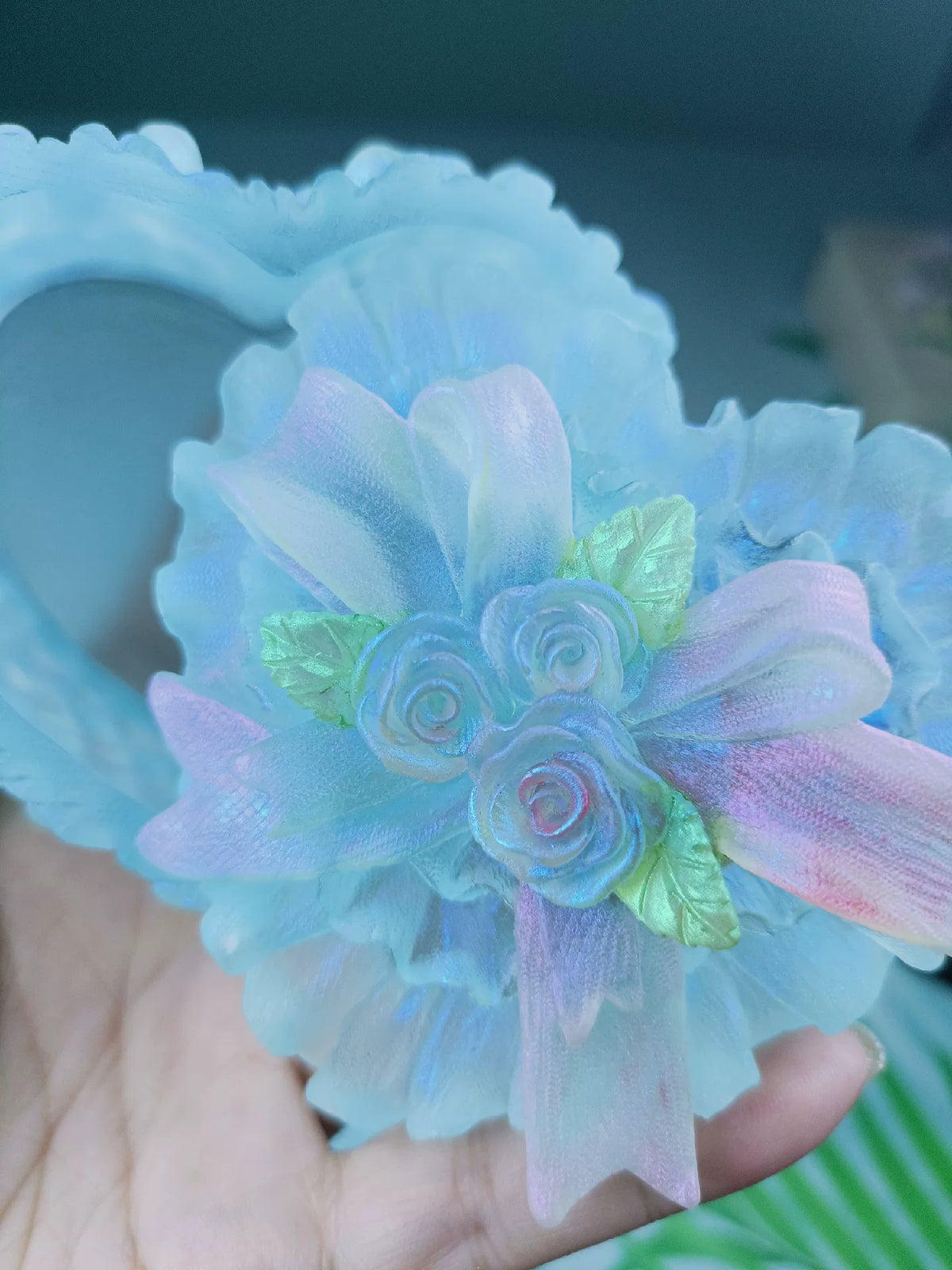 Décoration bouquet de roses miniatures en organza